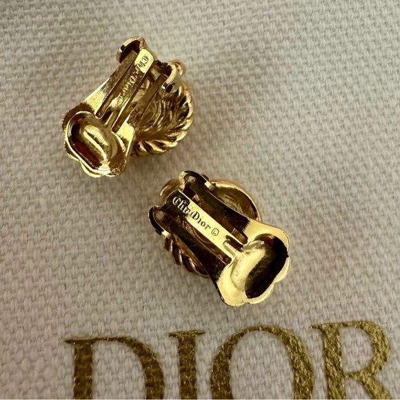 Dior Gold Earrings Elegant Textured Design - Picture 6 of 7